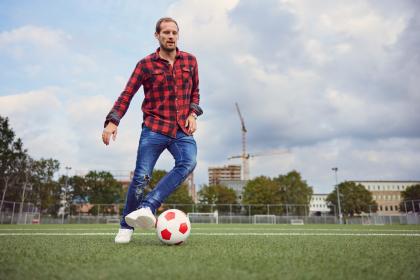Daley Blind voetbalt